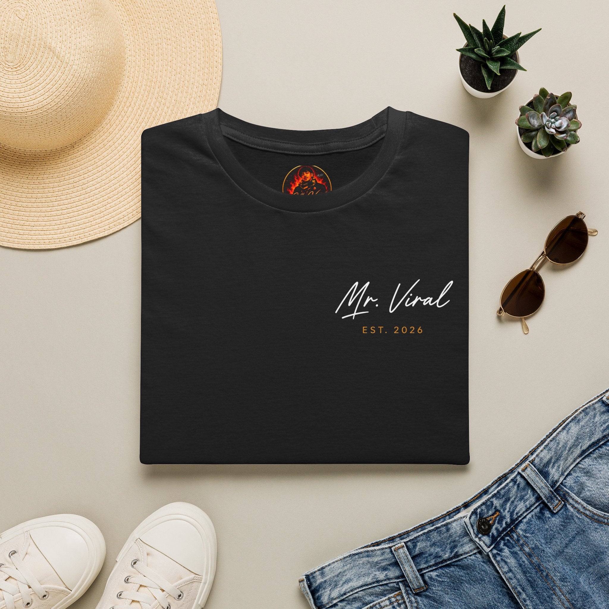 LE SABRÈ Minimal 'est 2024' T-Shirt — Simple Modern Casual Tee